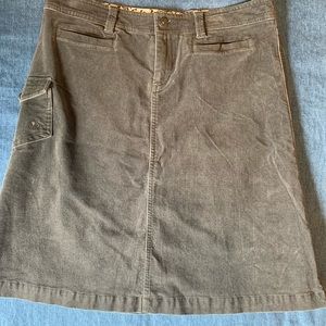 Isis corduroy skirt, gray, size 6